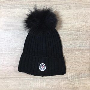 cheap moncler hat